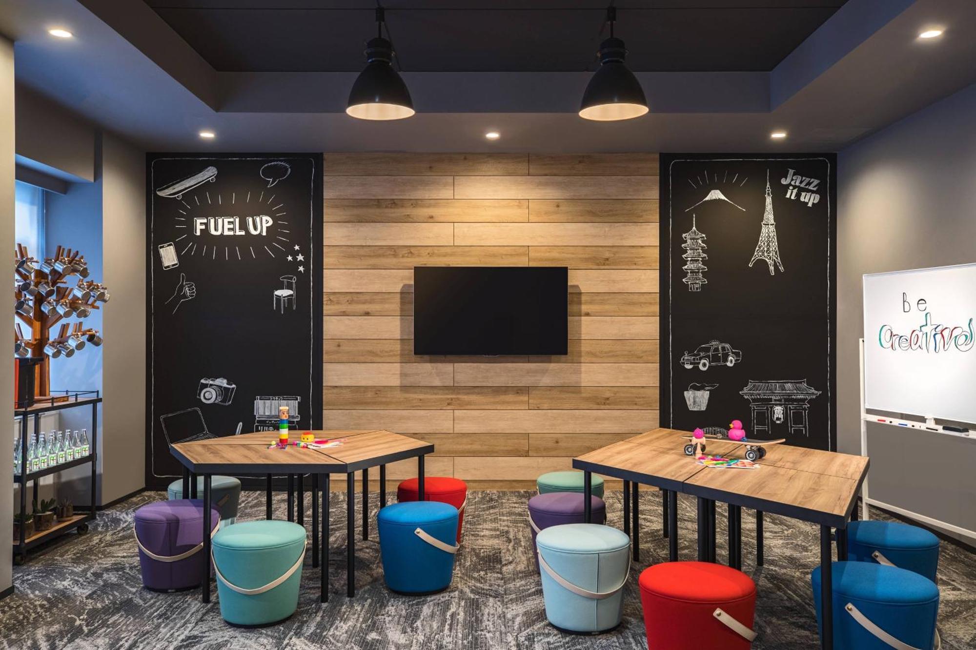 Moxy Tokyo Kinshicho Hotel Bagian luar foto